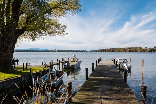 邮报：曼联等队关注赫塔小将艾希霍恩，他被拿来与克罗斯比较